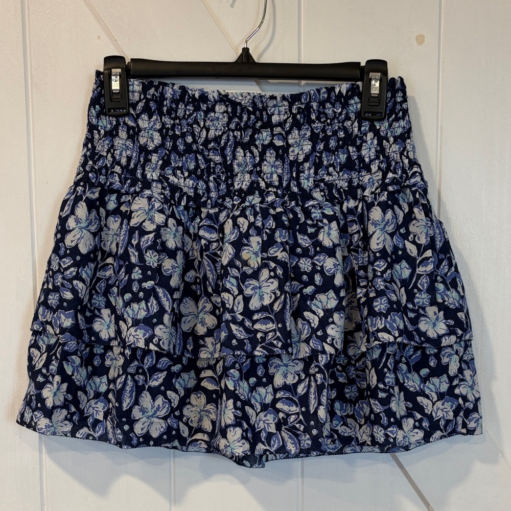 Vineyard Vines Blue and White Patterned Skirt